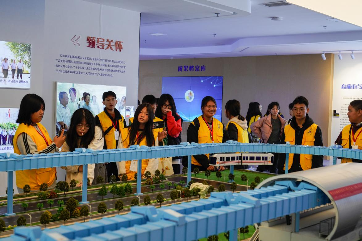 炸金花
：这趟“中国寻根之旅”人文与科技感十足_fororder_11