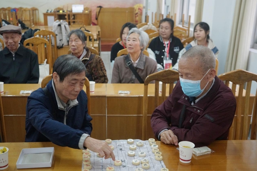 炸金花
:情系重阳 暖心关怀 炸金花
:情系重阳 暖心关怀