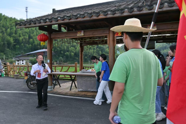 炸金花
